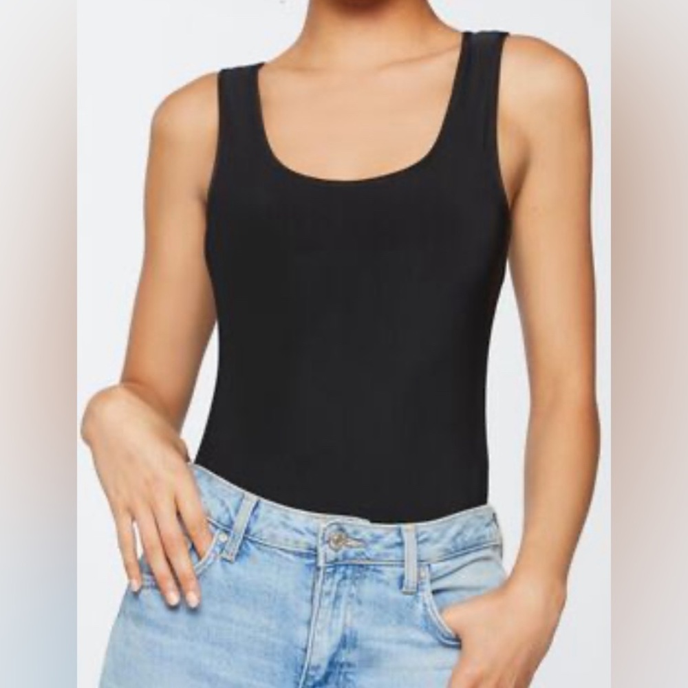 FITTED 🆕TANK BODYSUIT (BLACK) SIZE: M